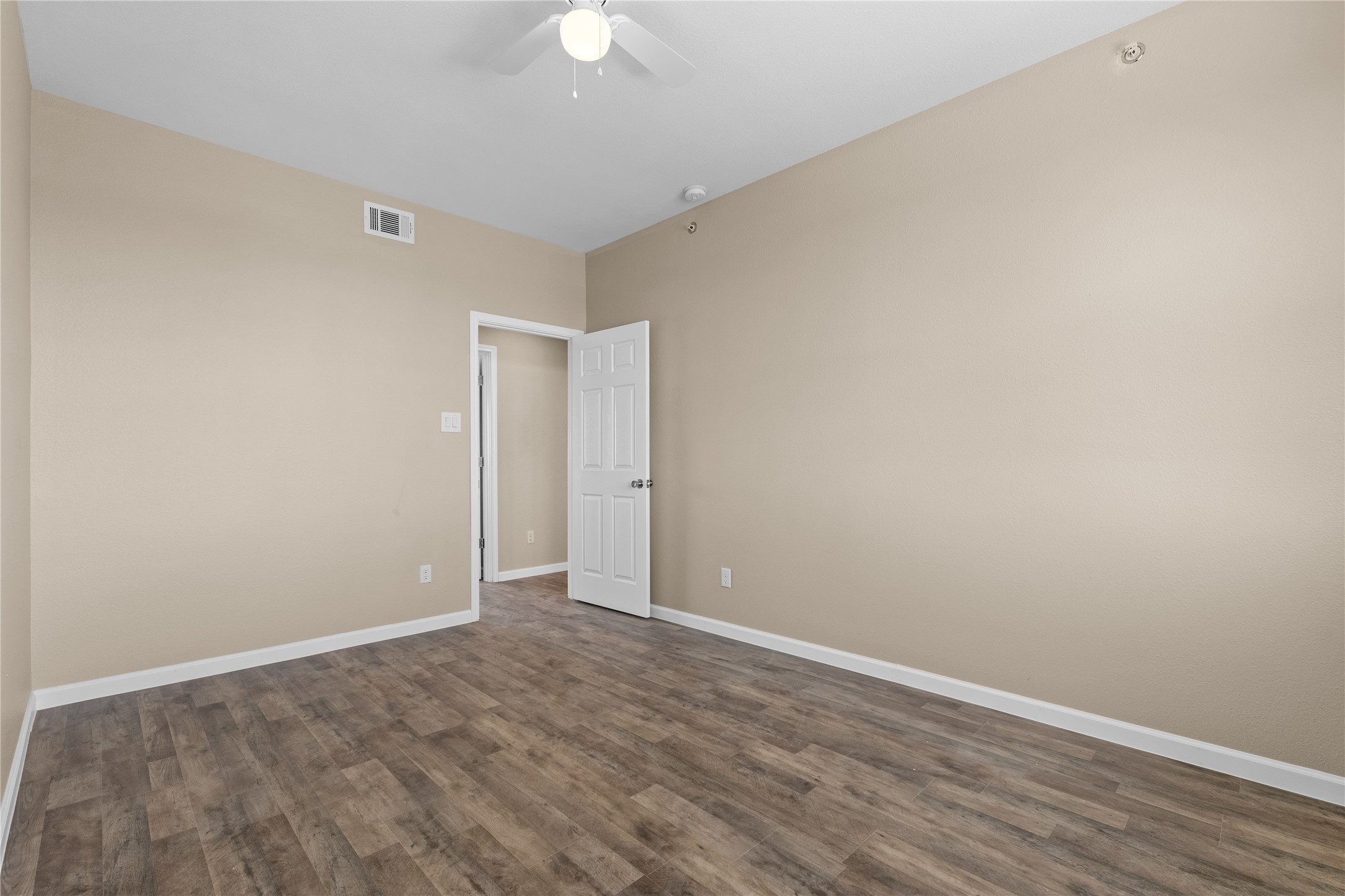 3611 Portland Street Irving TX 75062