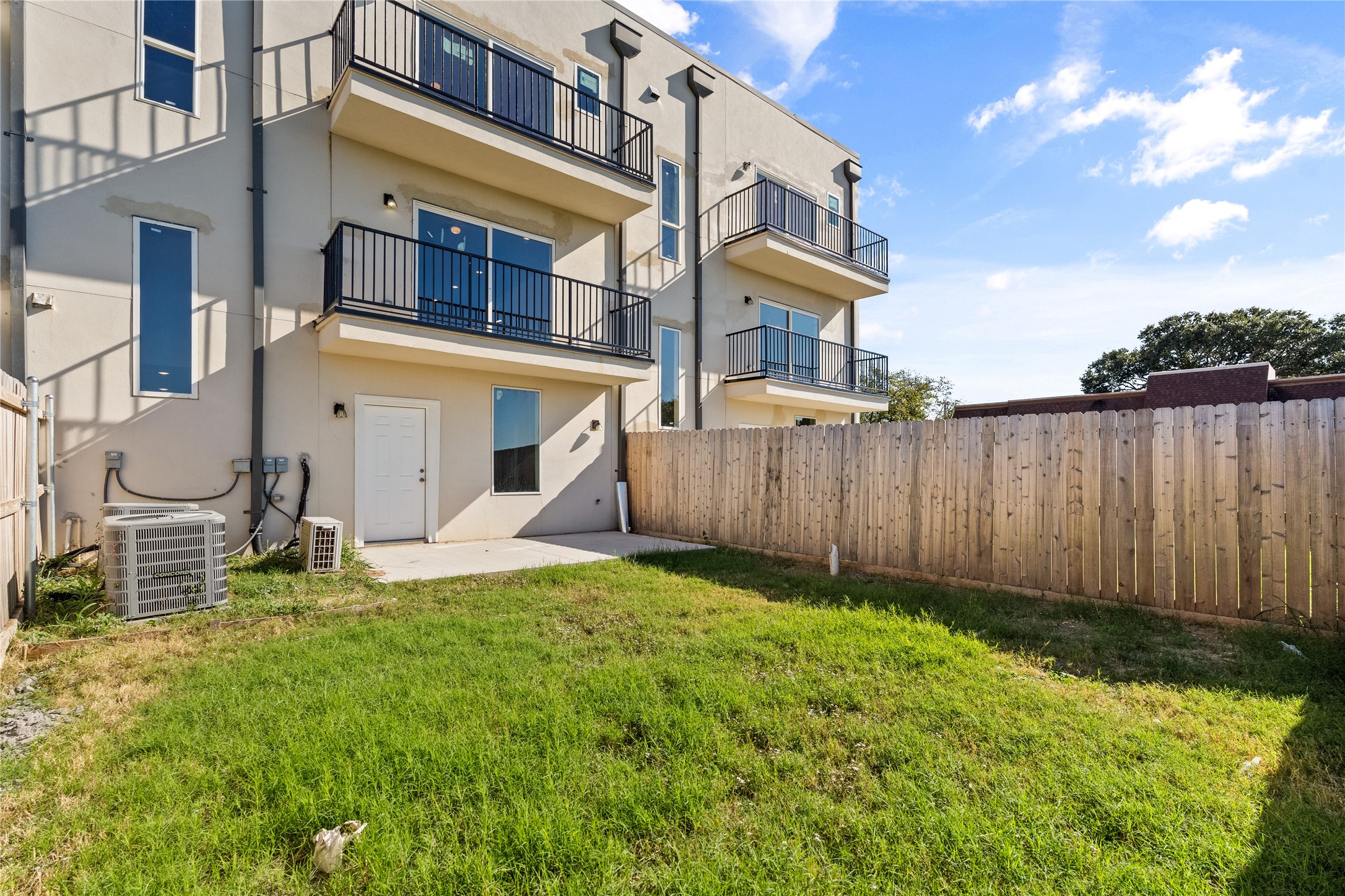 3611 Portland Street Irving TX 75062