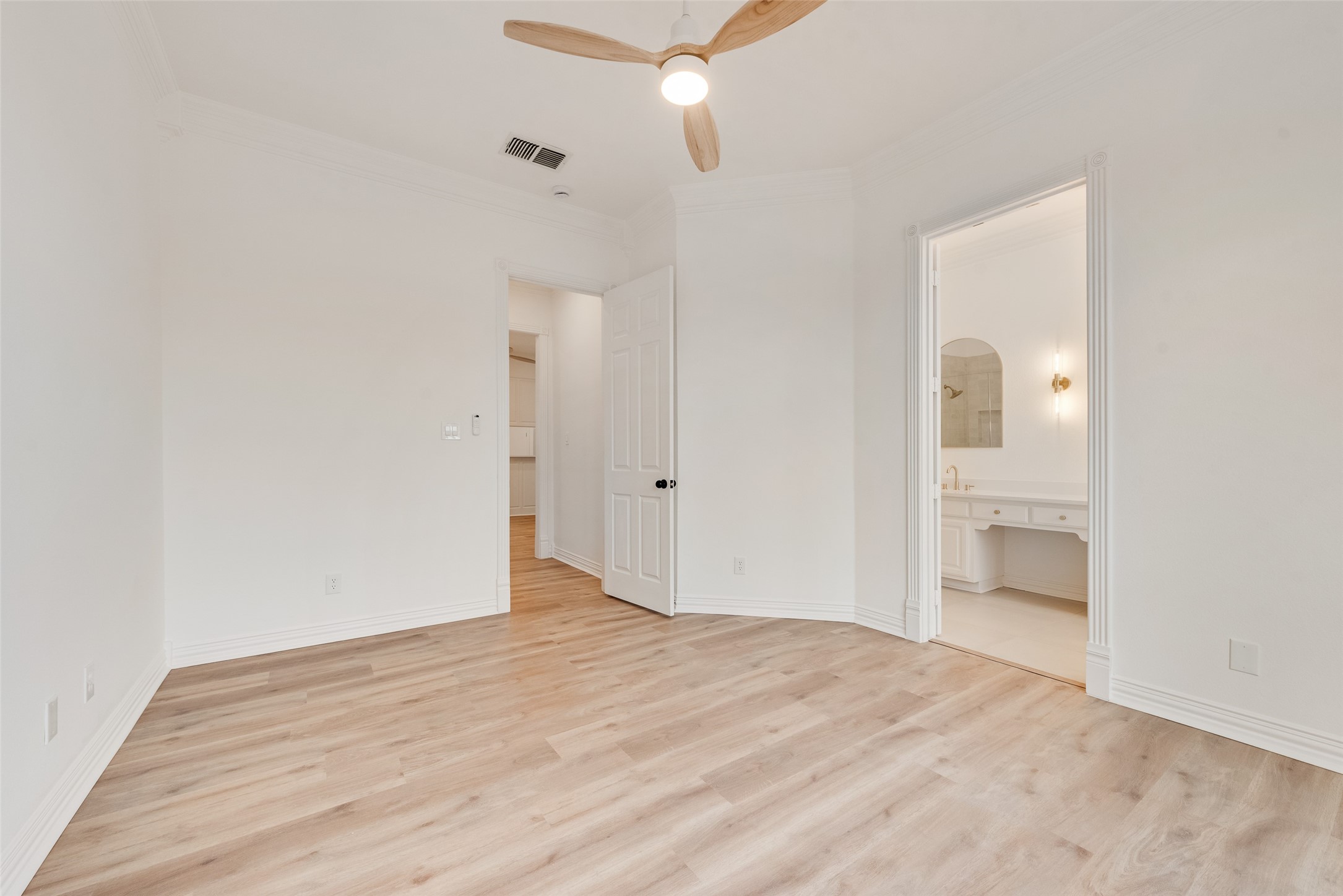 537 Lochngreen Trail Arlington TX 76012