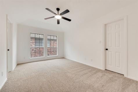 537 Lochngreen Trail Arlington TX 76012