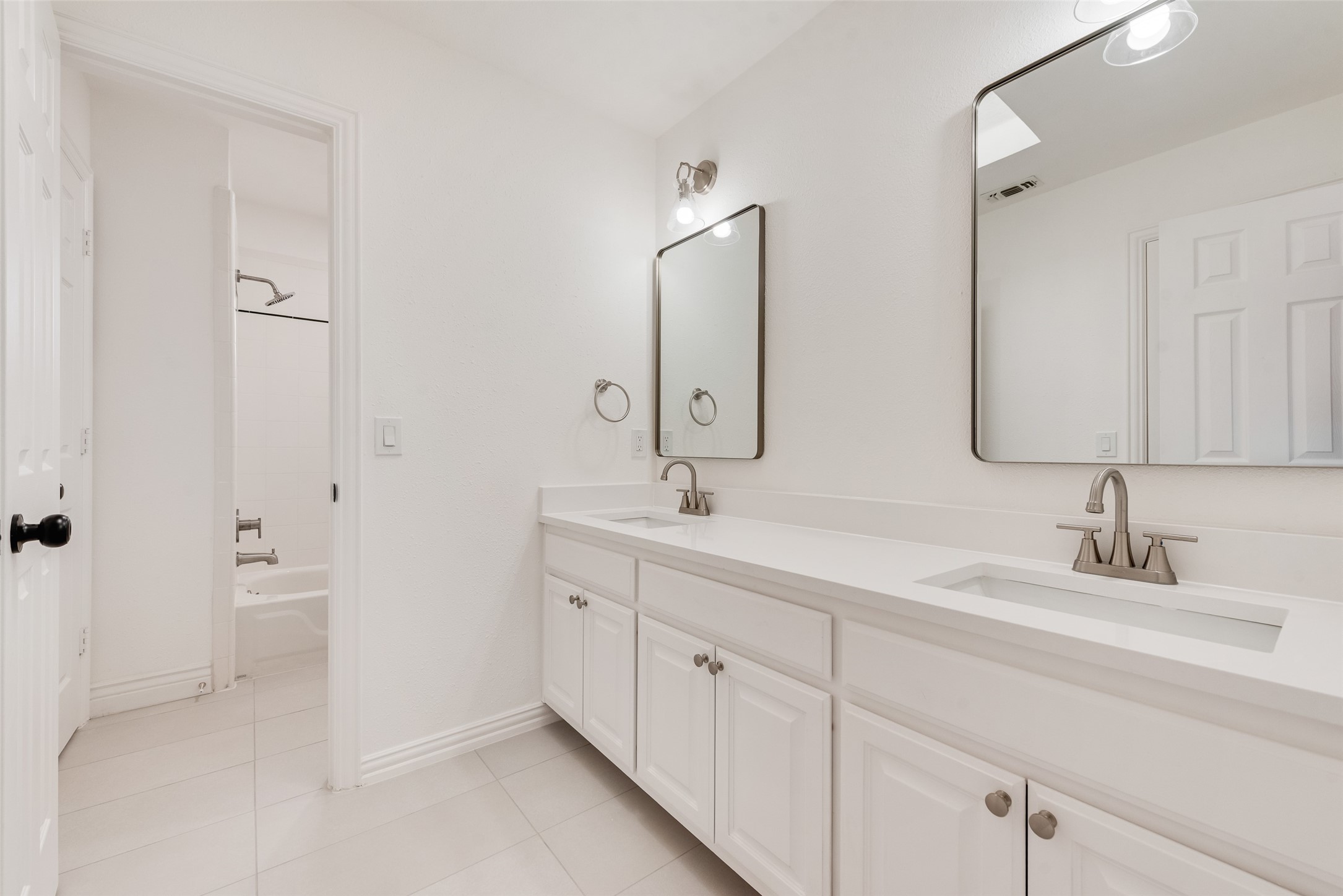 537 Lochngreen Trail Arlington TX 76012