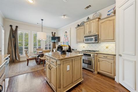 4474 Saint Andrews Boulevard Irving TX 75038