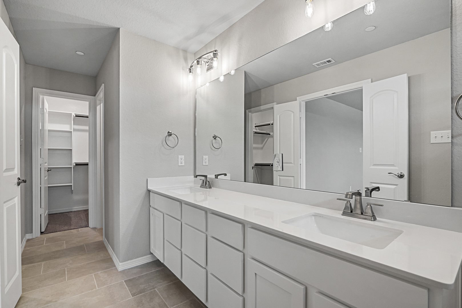 1888 Indigo Heartland TX 75114