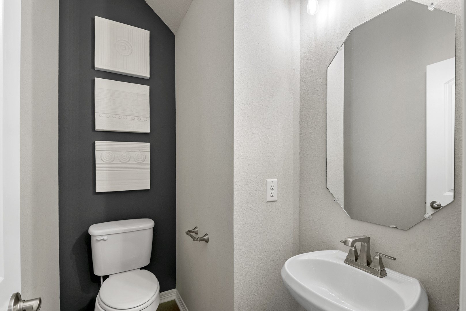 1888 Indigo Heartland TX 75114