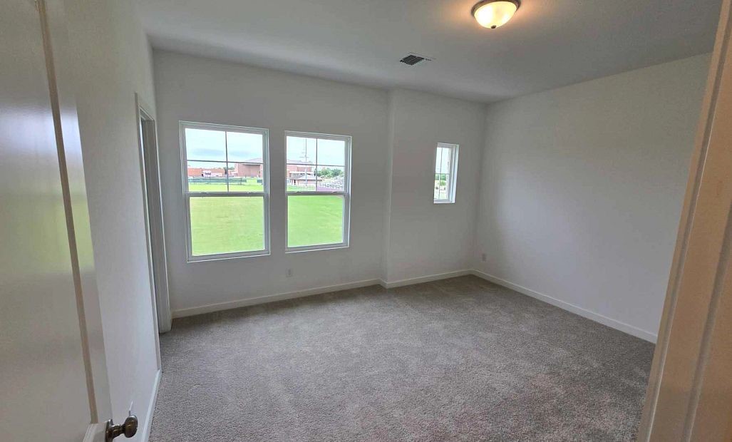 5720 Lakeview Drive Watauga TX 76148