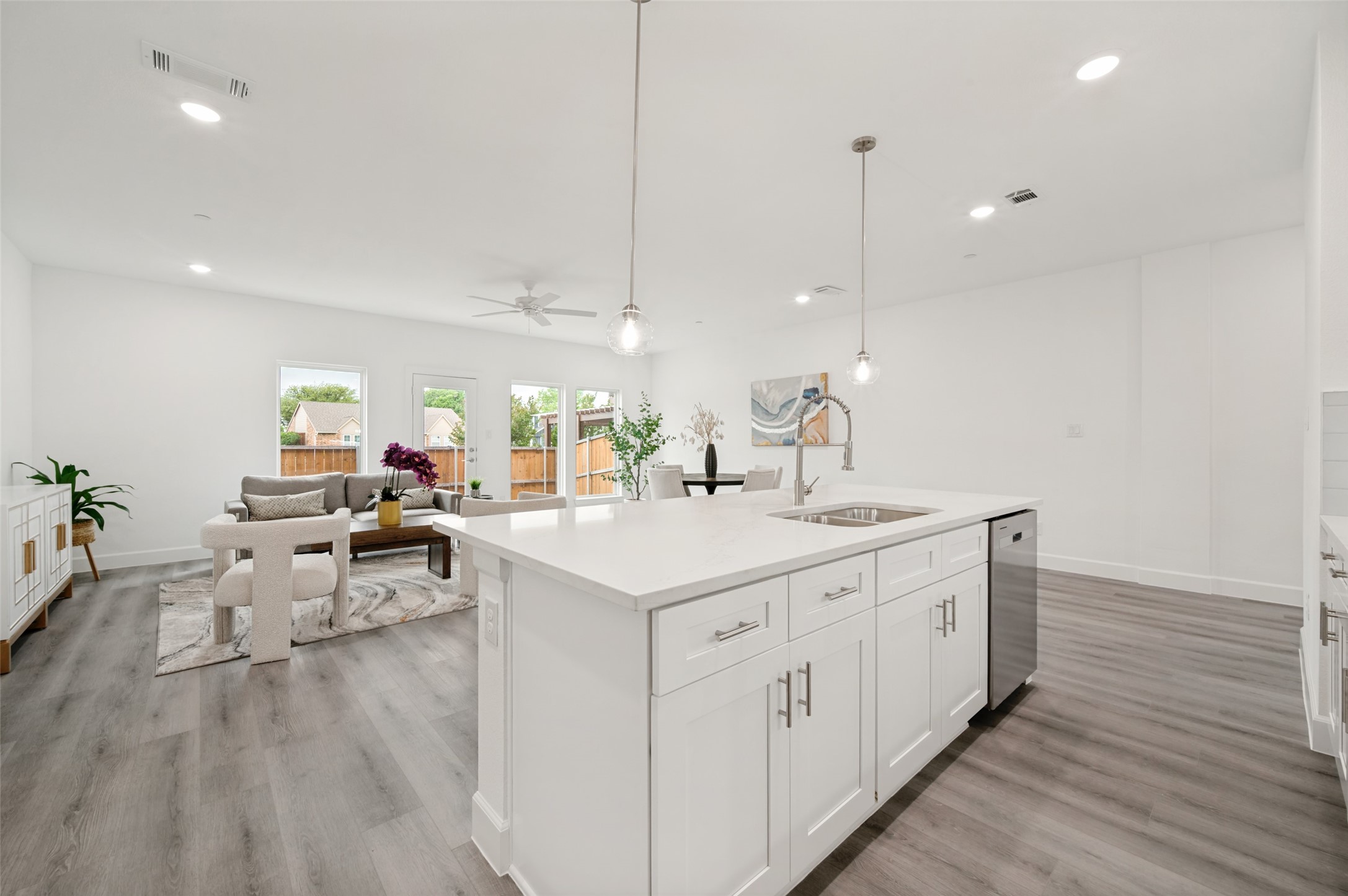 5609 Woodlands Drive The Colony TX 75056