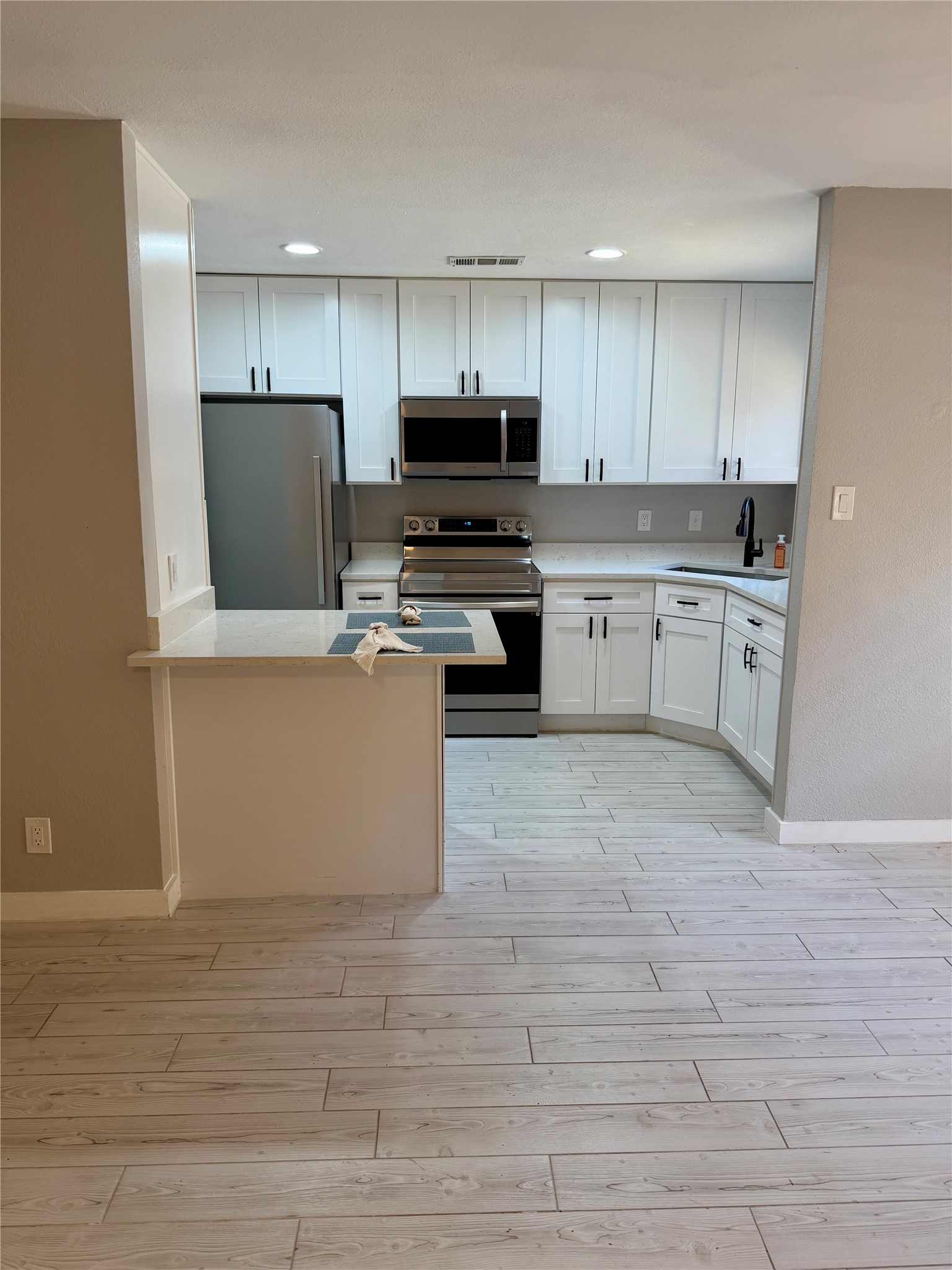 1108 Harwell Drive Arlington TX 76011
