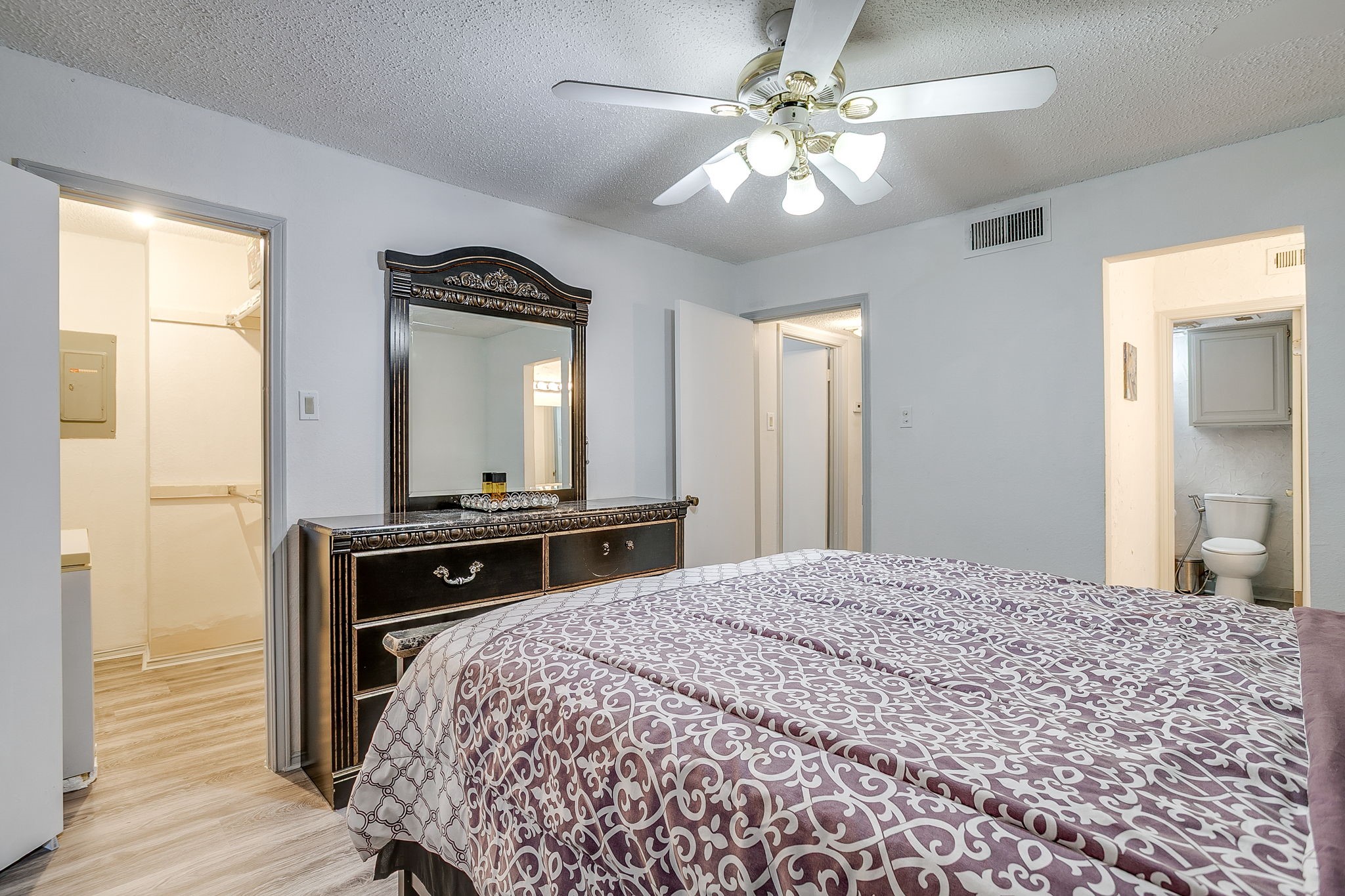 2117 Park Willow Lane Arlington TX 76011