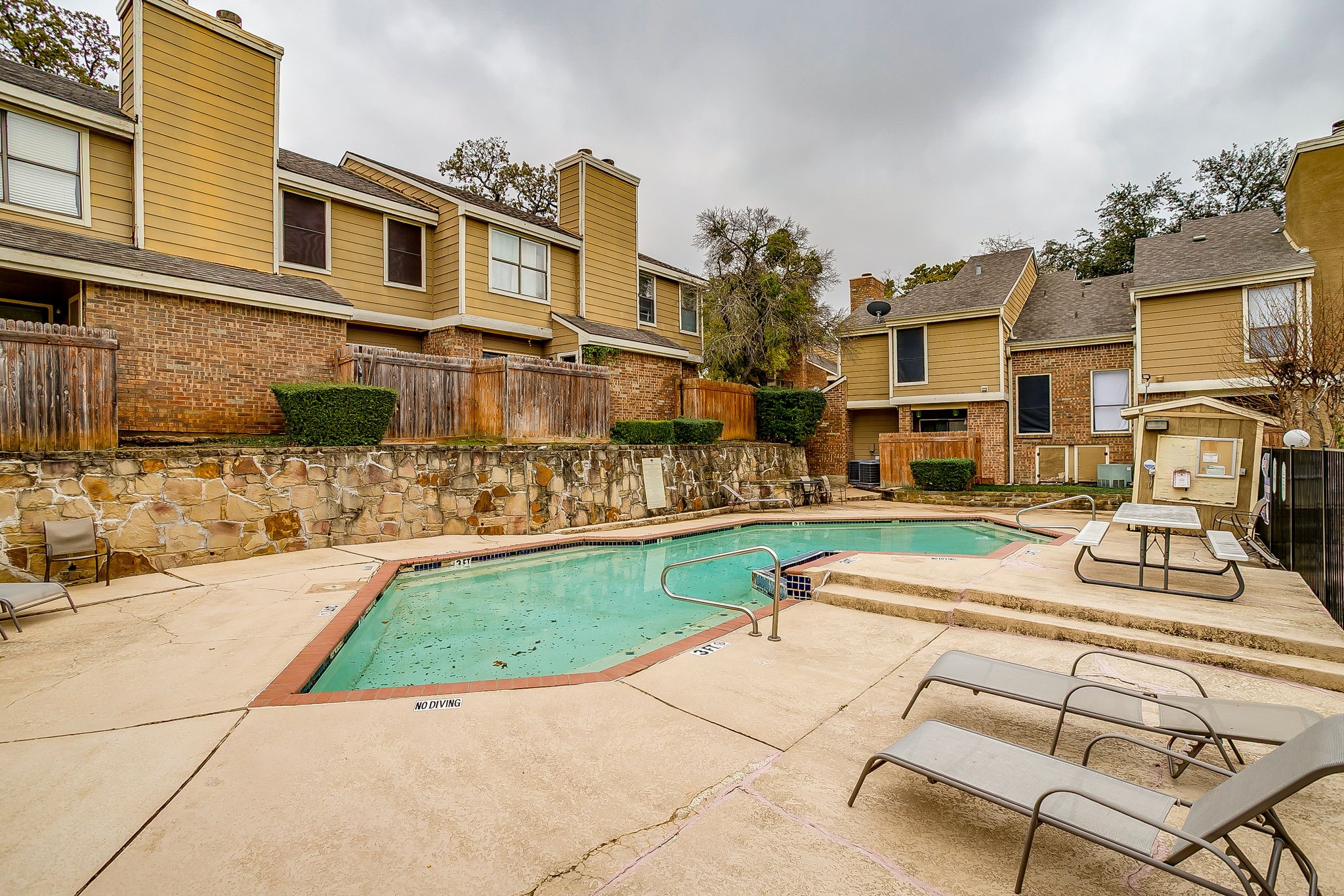 2117 Park Willow Lane Arlington TX 76011