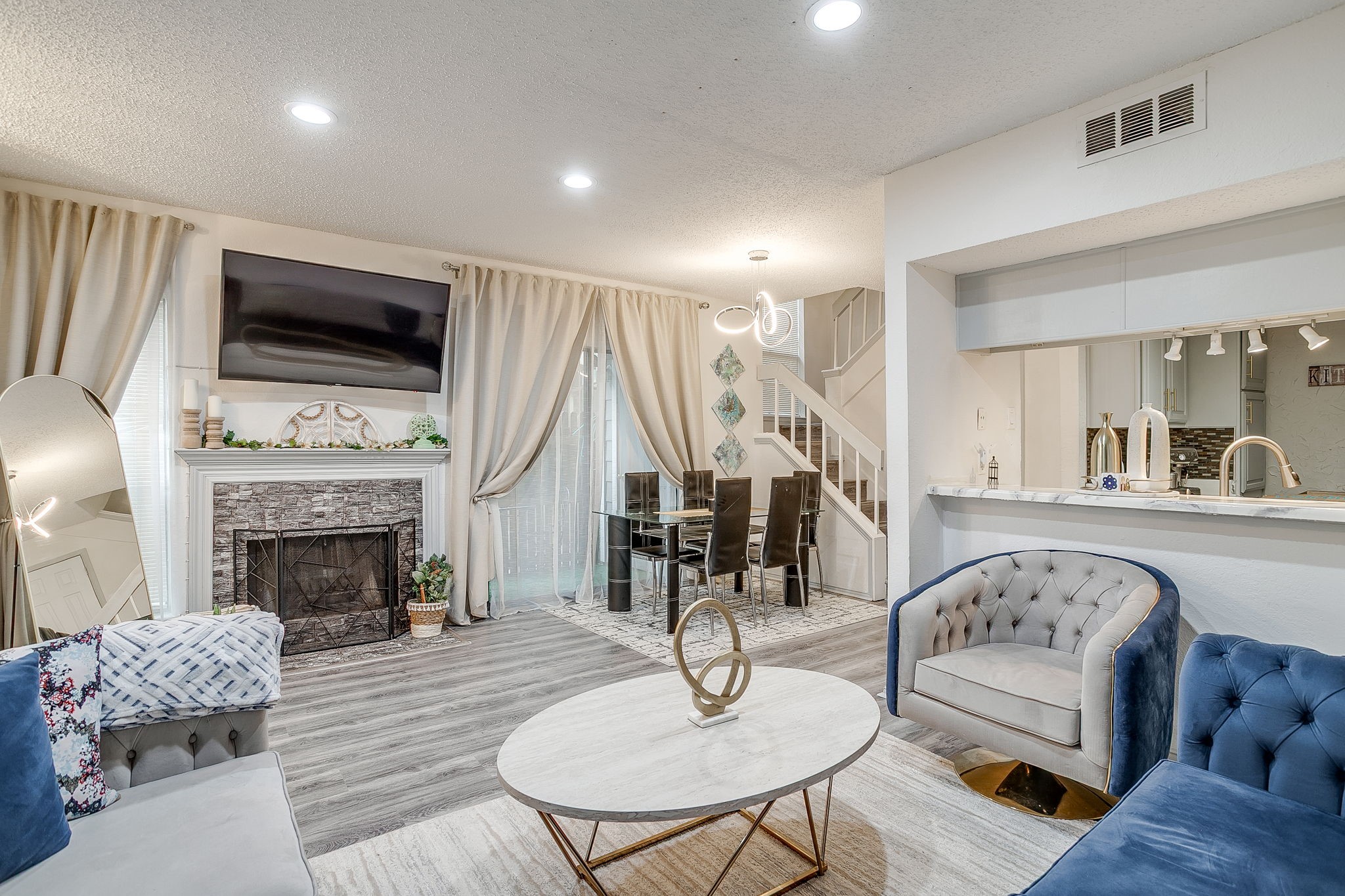 2117 Park Willow Lane Arlington TX 76011