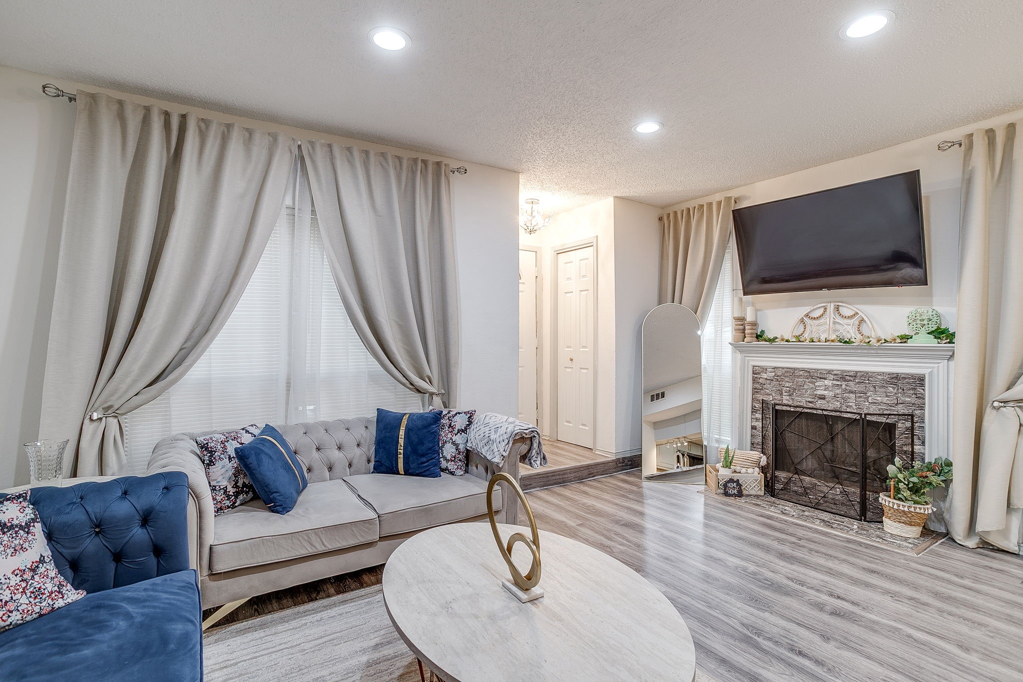 2117 Park Willow Lane Arlington TX 76011