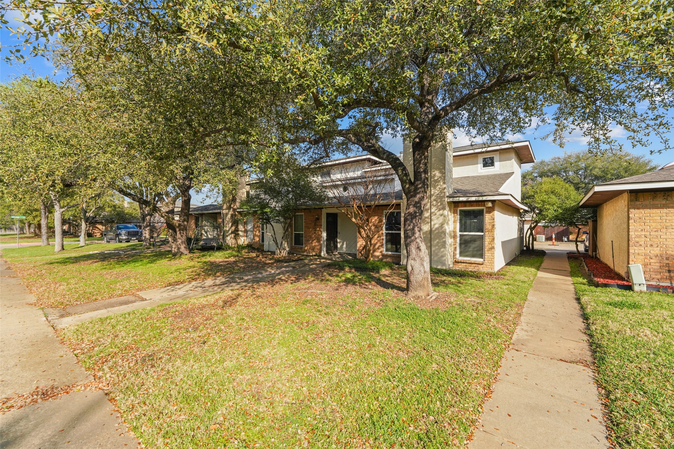 4919 Regal Bluff Mesquite TX 75150