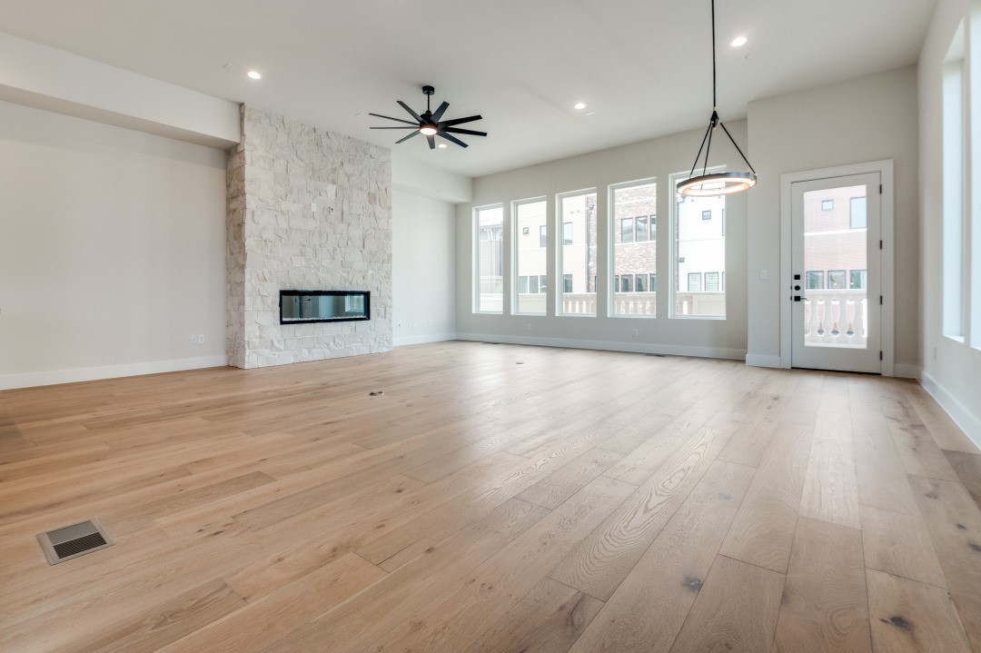 250 E Dallas Road Grapevine TX 76051
