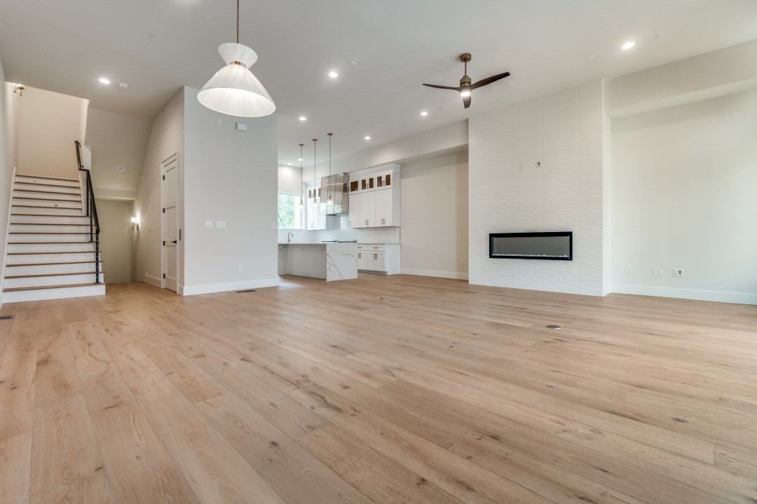 250 E Dallas Road Grapevine TX 76051