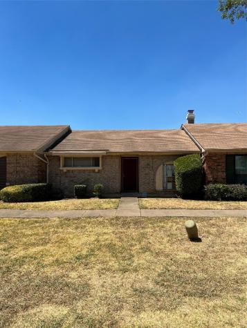 80 E Mountain Creek Drive Grand Prairie TX 75052