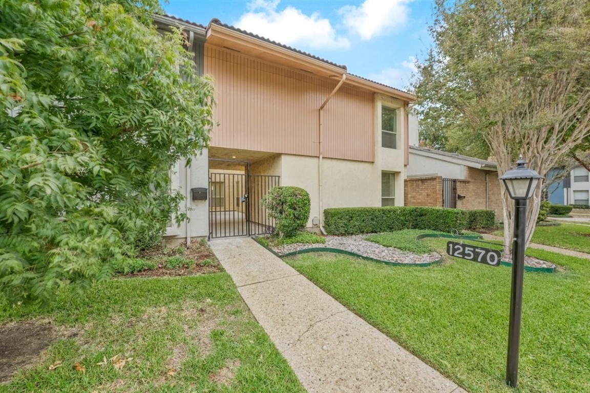 12570 Burninglog Lane Dallas TX 75243