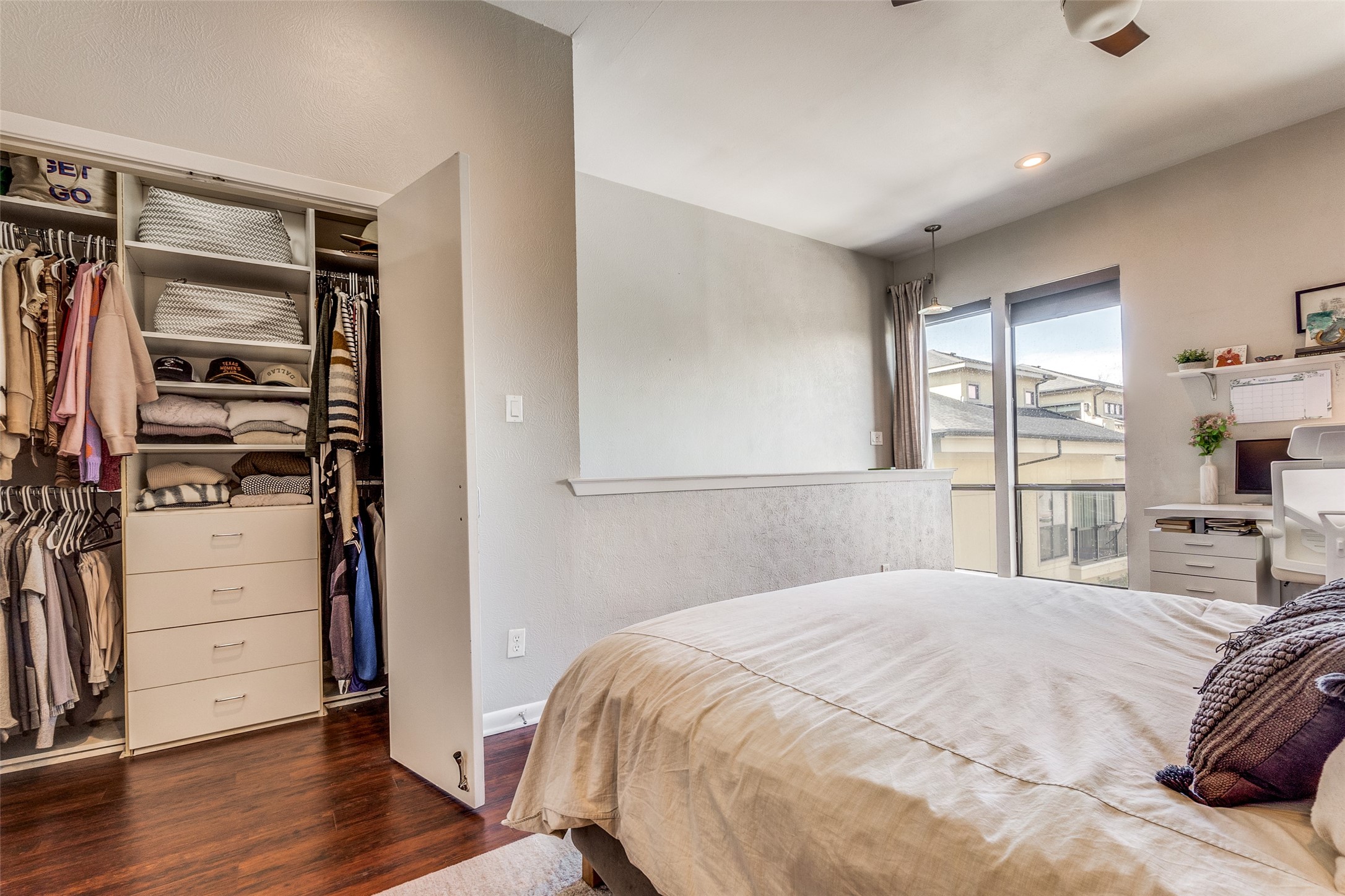 3907 Throckmorton Street Dallas TX 75219