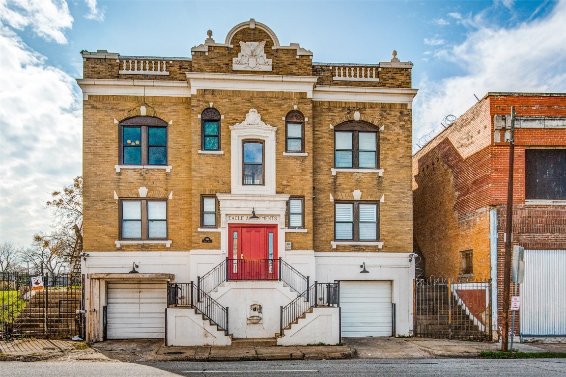 1615 S Ervay Street Dallas TX 75215
