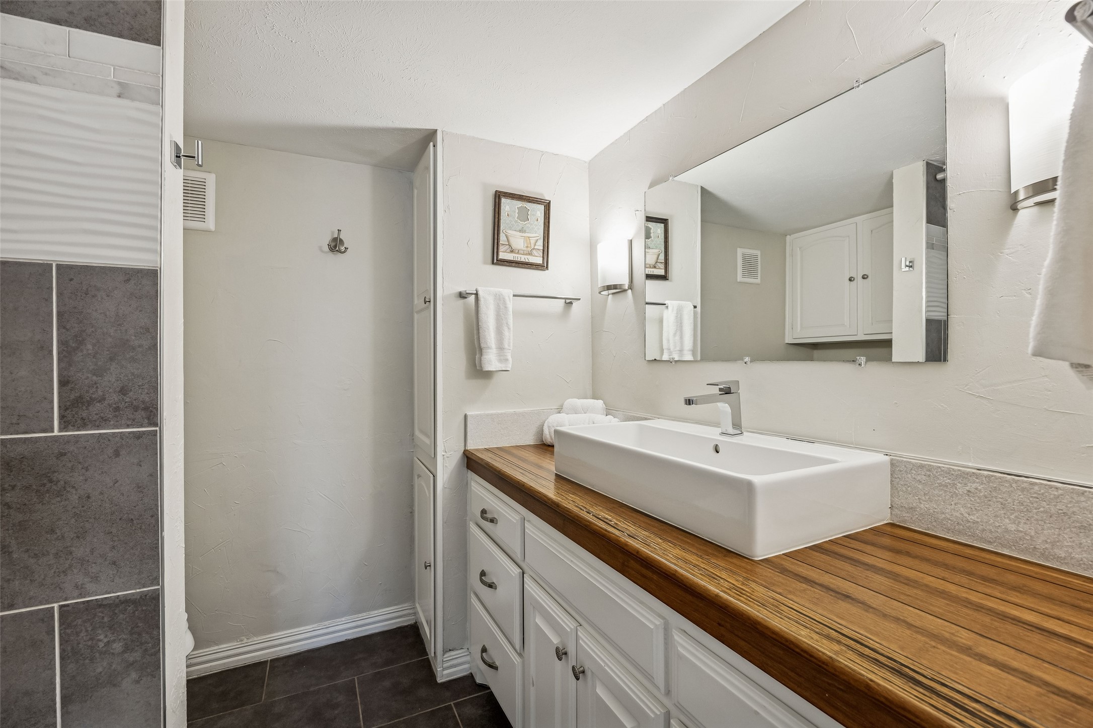 6016 E Mockingbird Lane Dallas TX 75206