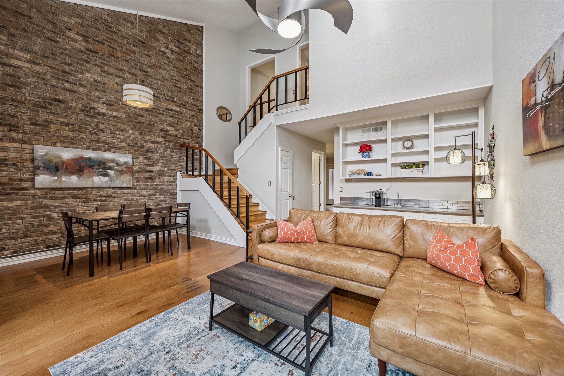 6016 E Mockingbird Lane Dallas TX 75206