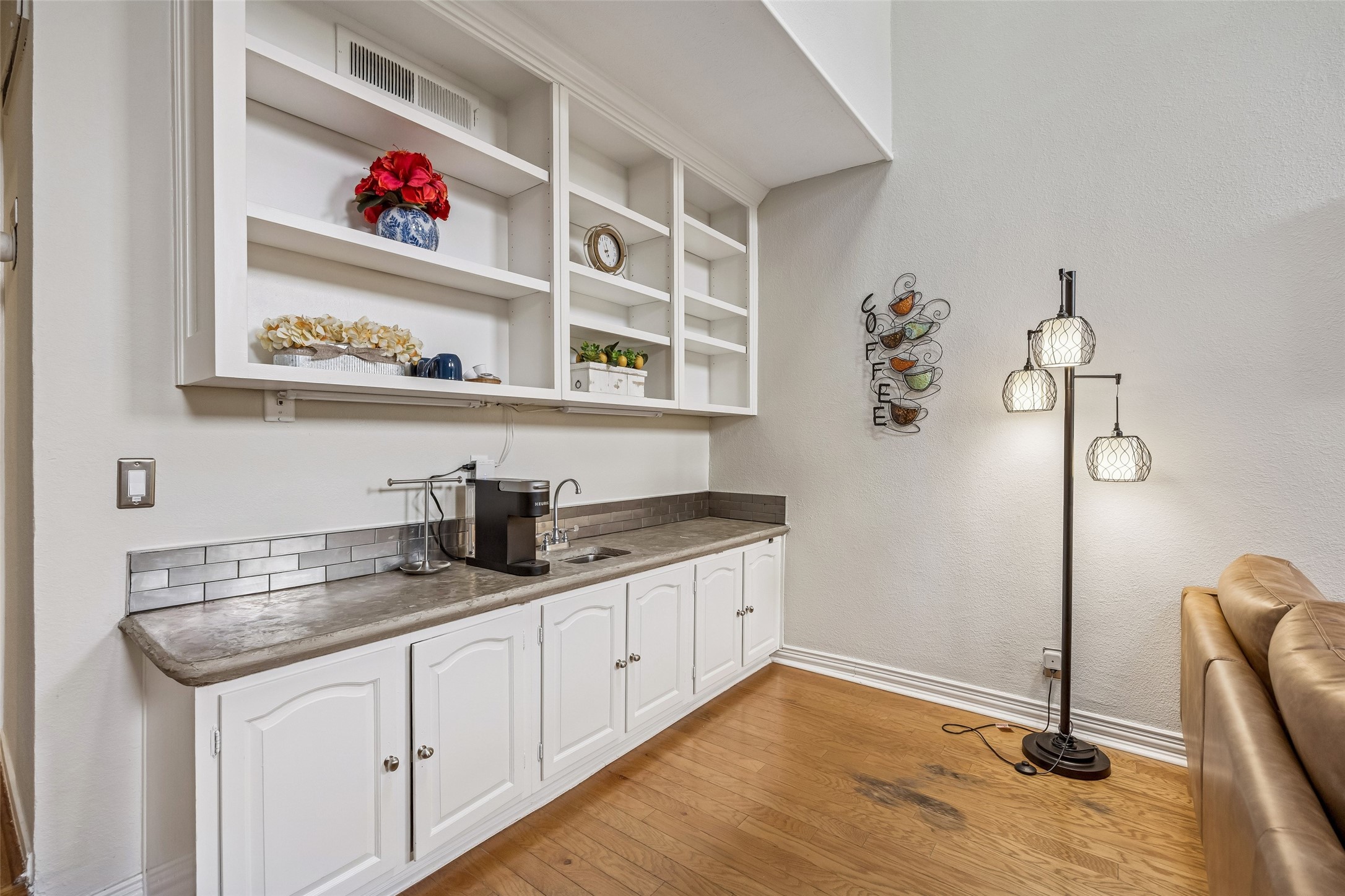 6016 E Mockingbird Lane Dallas TX 75206