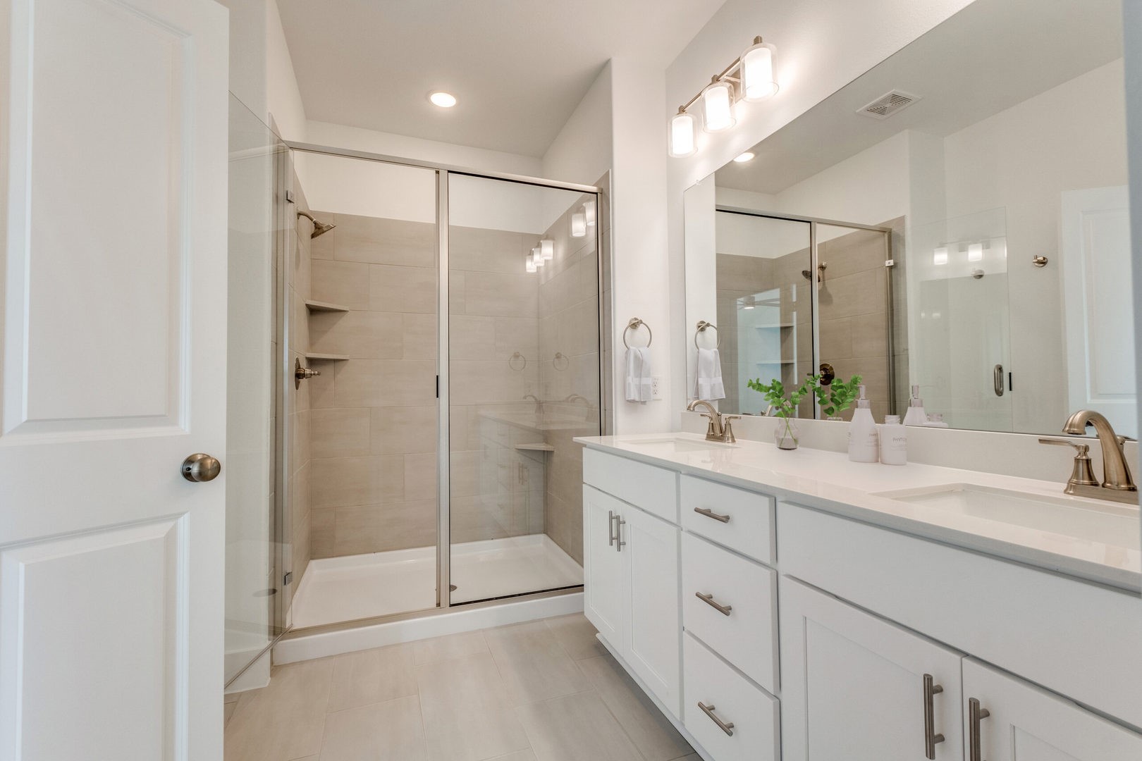 9509 Dahlia Boulevard Mesquite TX 75180