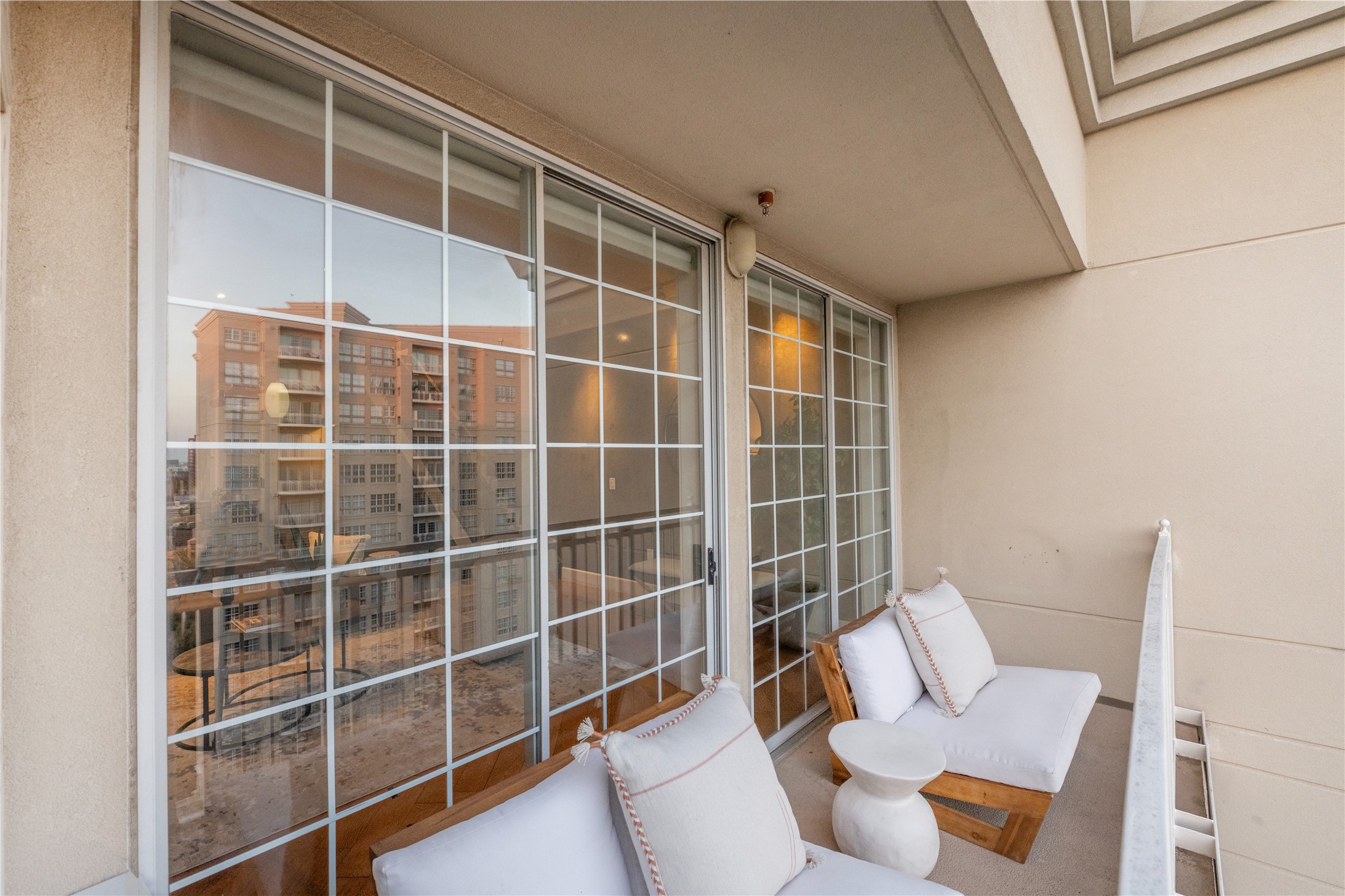 3225 Turtle Creek Boulevard Dallas TX 75219