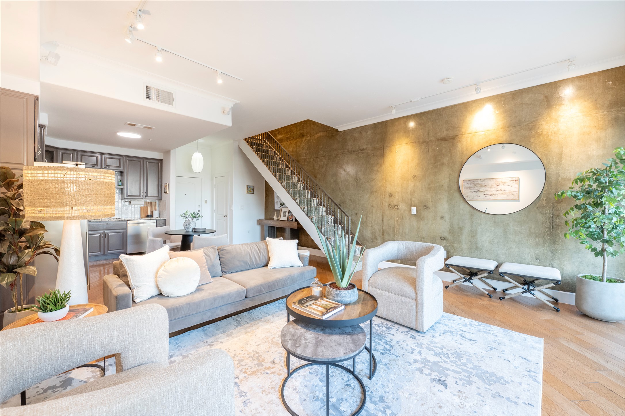 3225 Turtle Creek Boulevard Dallas TX 75219