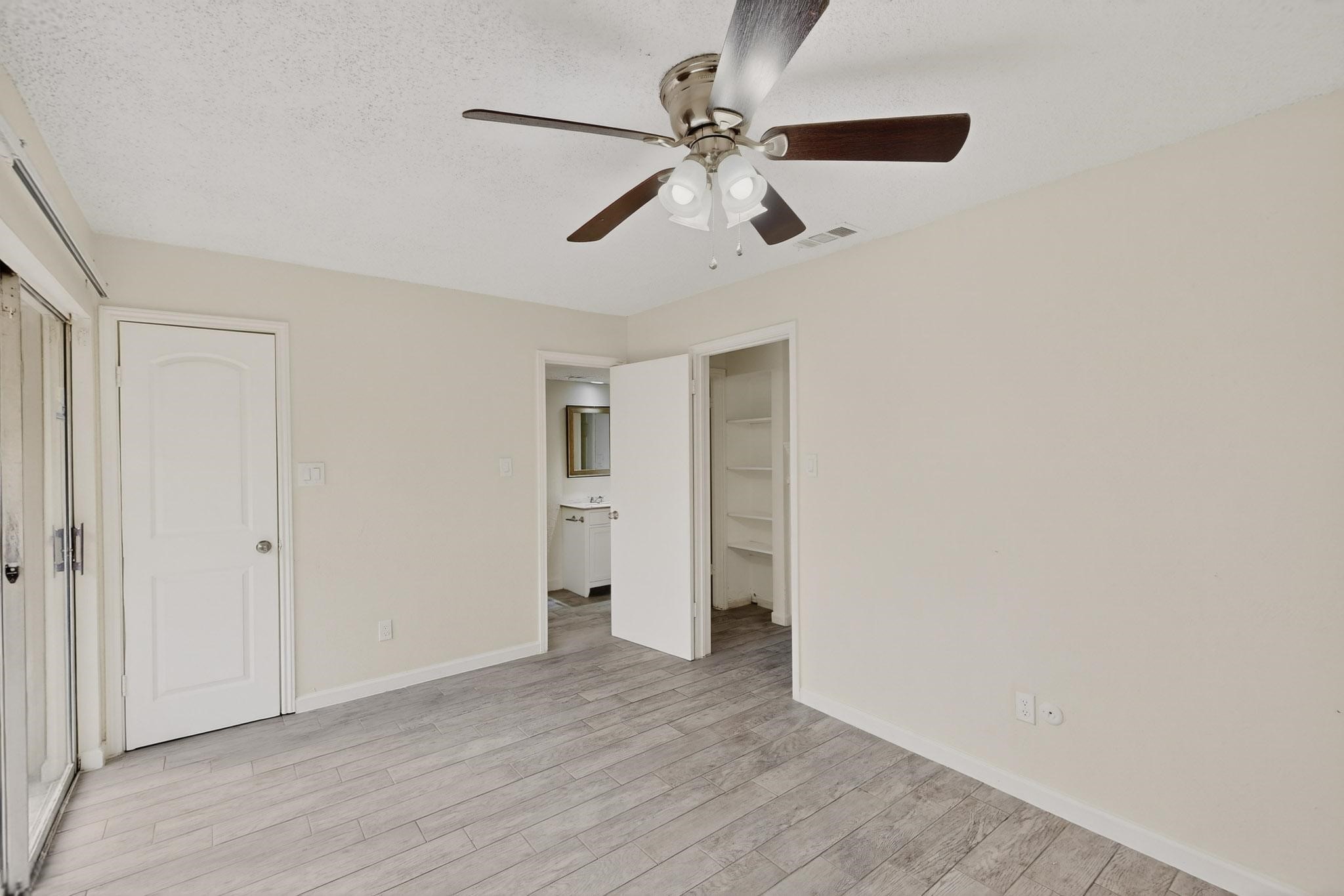 1442 Weiler Boulevard Fort Worth TX 76112
