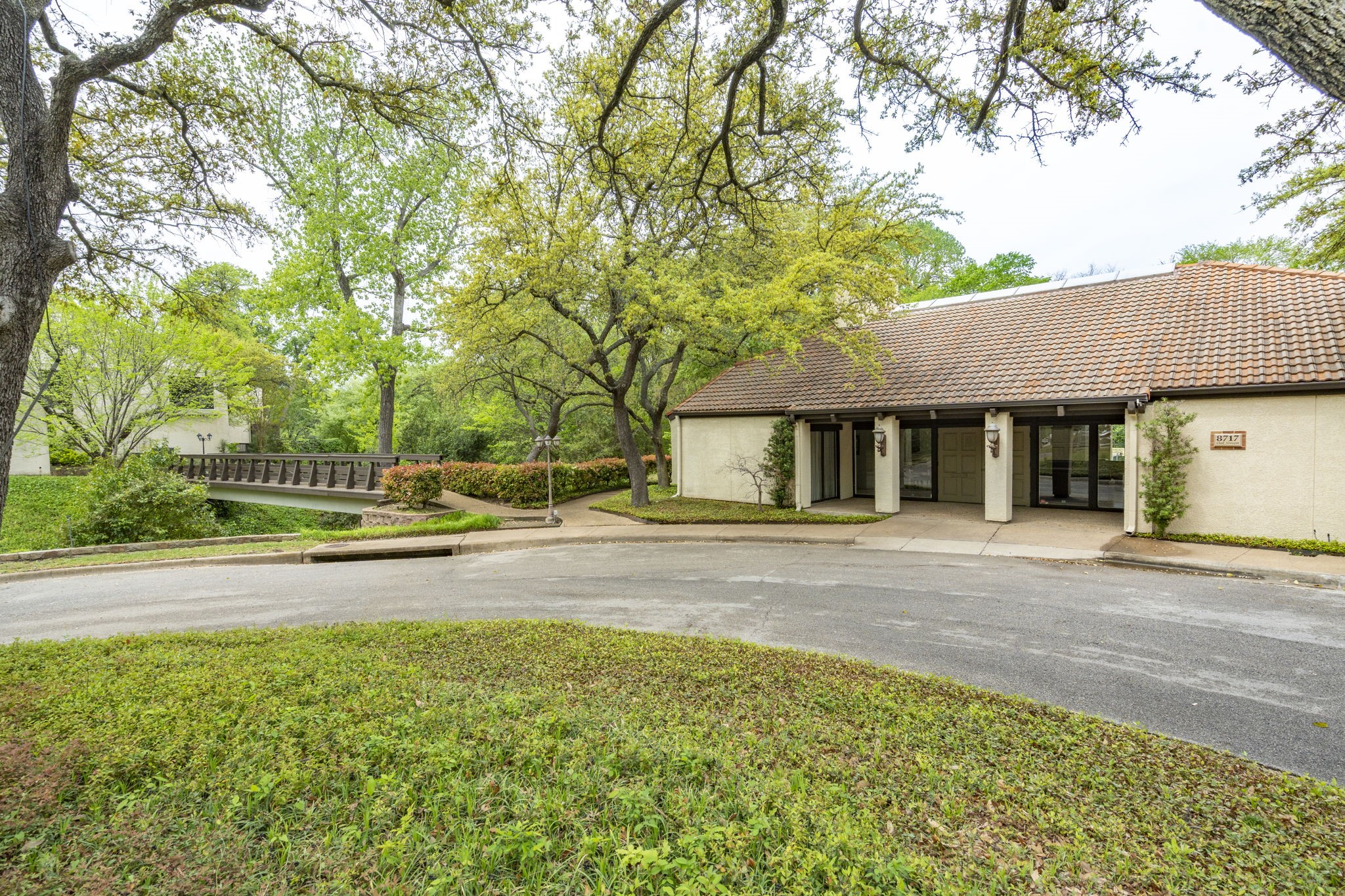 9610 Glenacre Dallas TX 75243