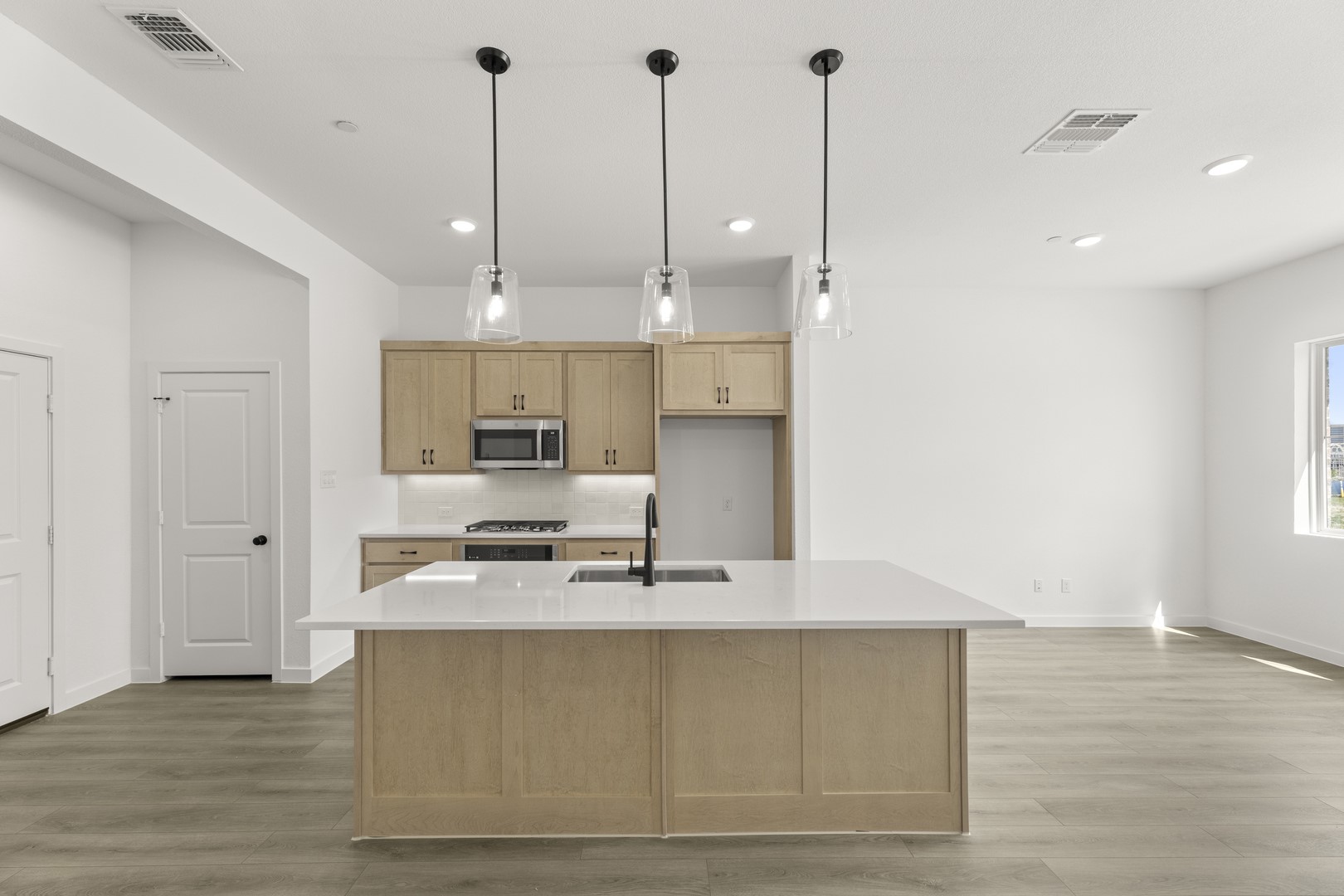 843 Pedernales Drive Plano TX 75075