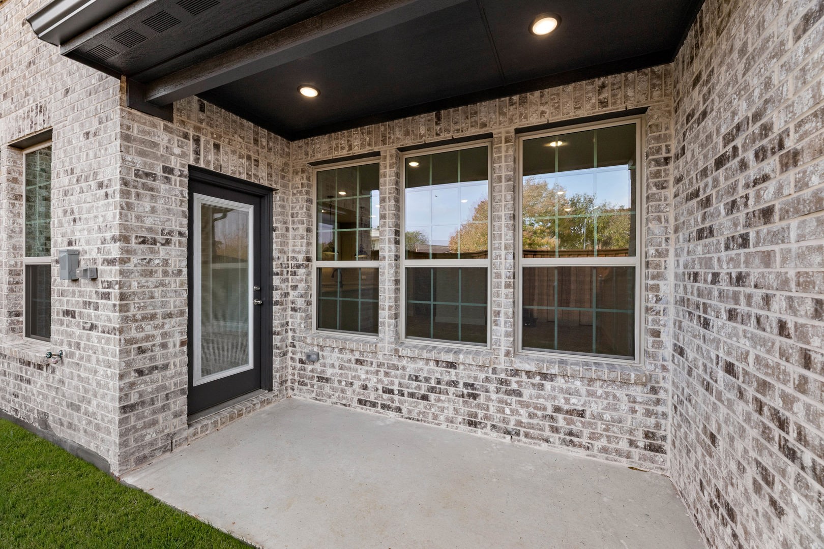 655 Sandiford Court Mansfield TX 76063