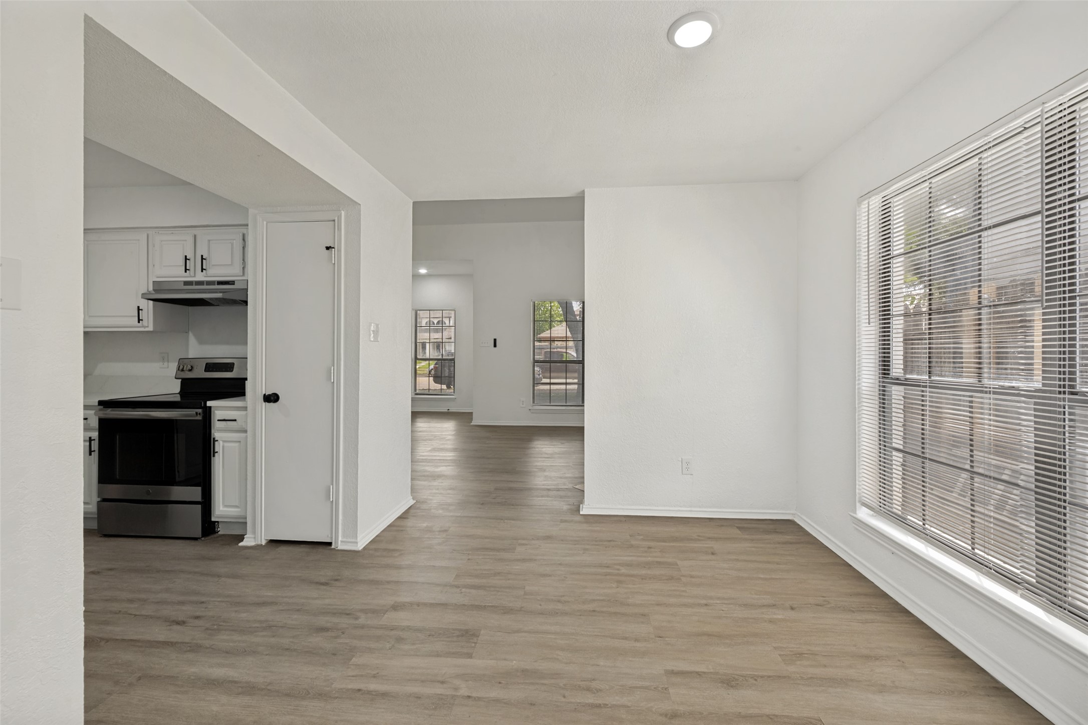 2328 Sherry Street Arlington TX 76014