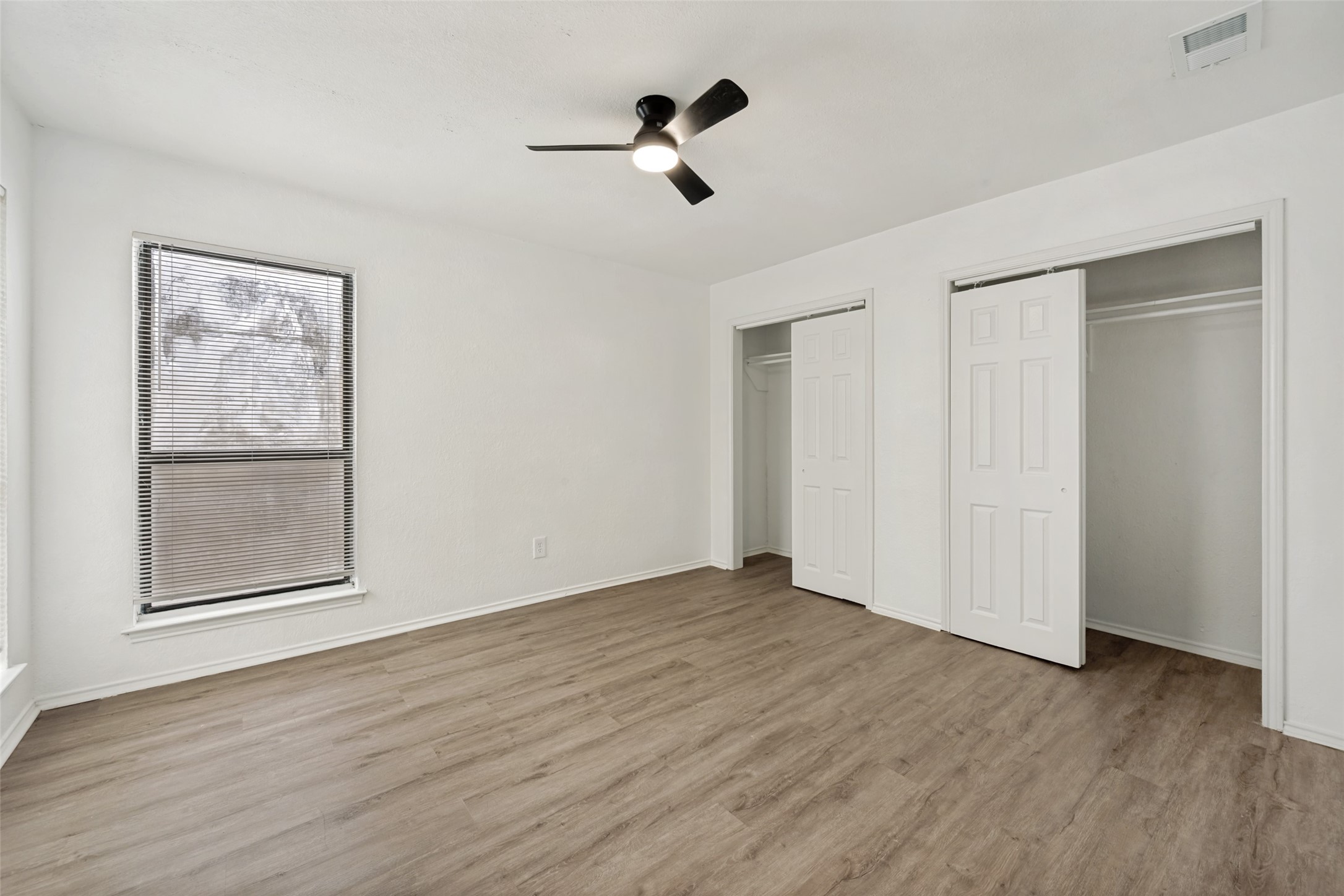 2328 Sherry Street Arlington TX 76014