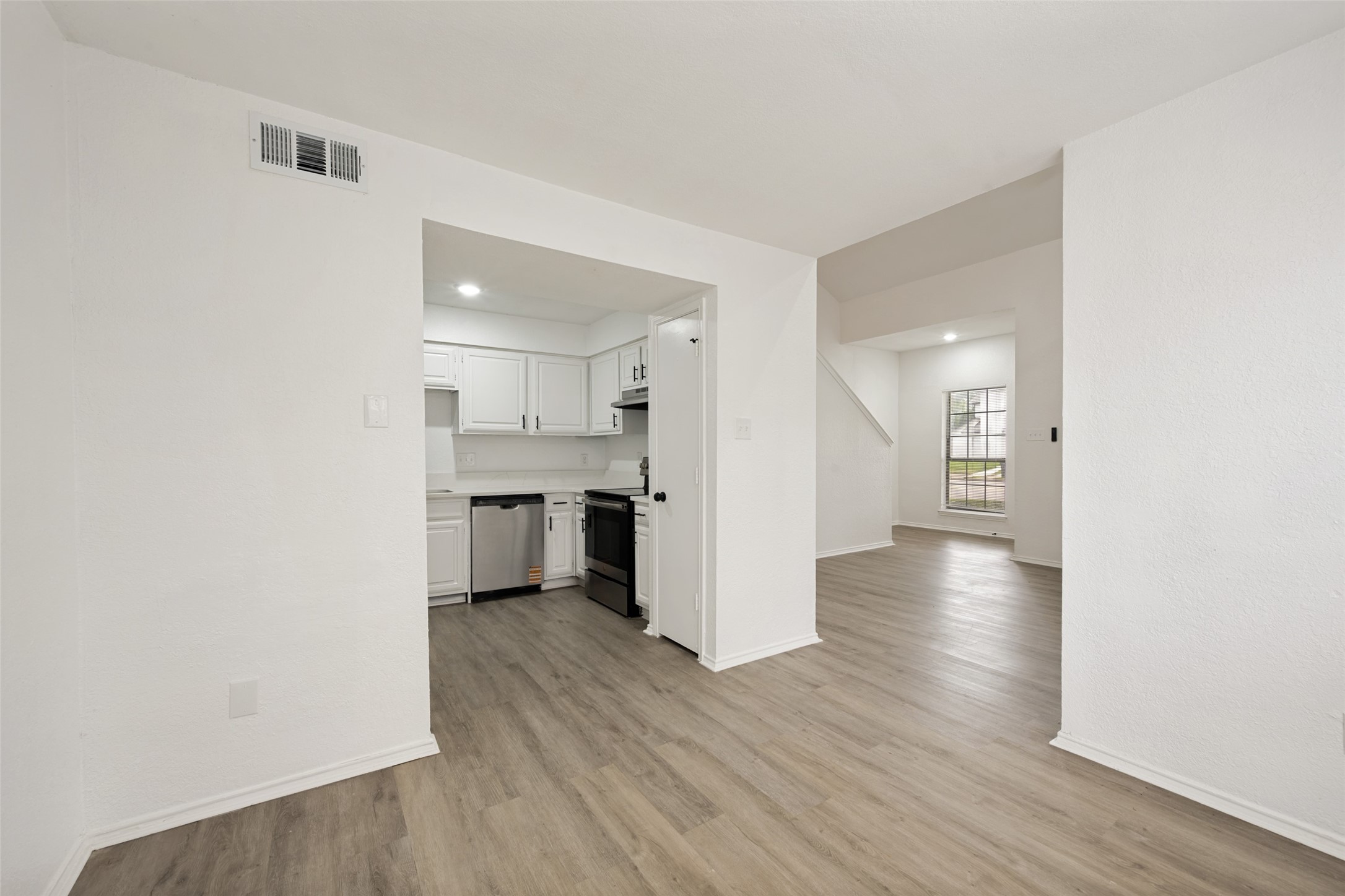 2328 Sherry Street Arlington TX 76014