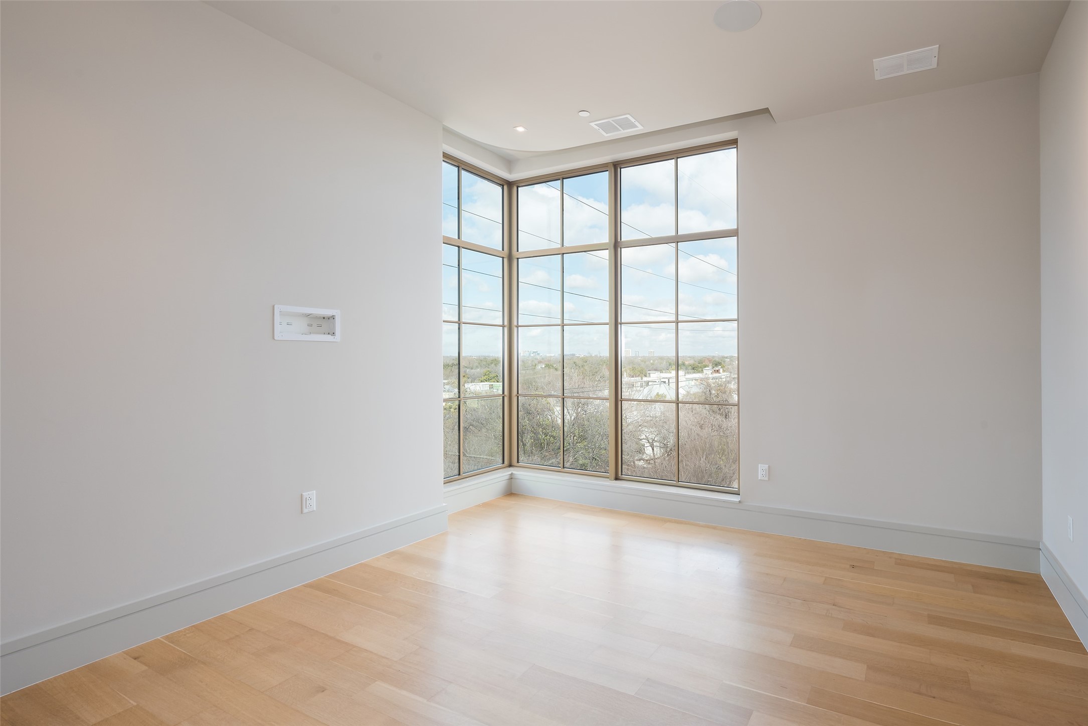 4205 Buena Vista Street Dallas TX 75205