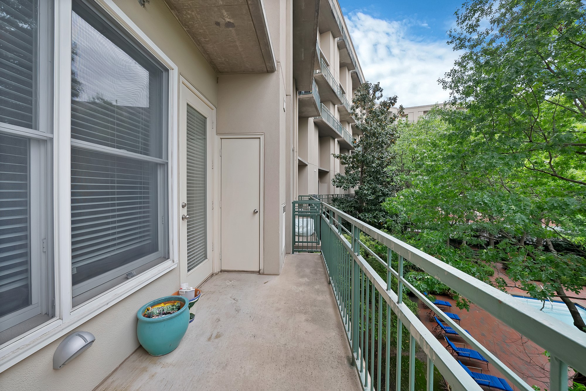 5055 Addison Circle Addison TX 75001