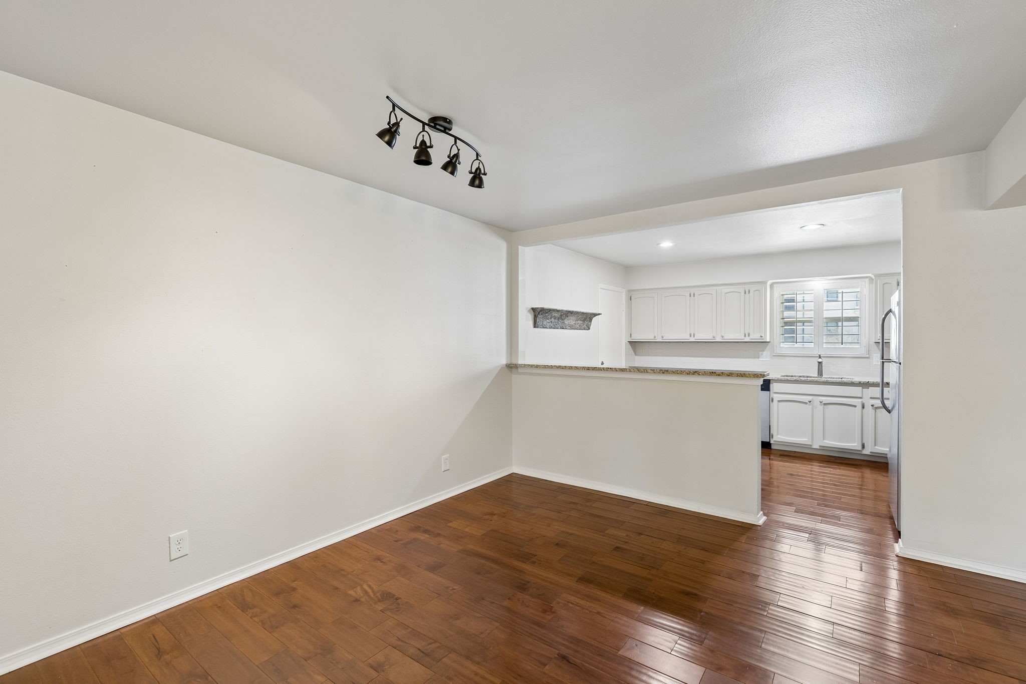 6060 Averill Way Dallas TX 75225