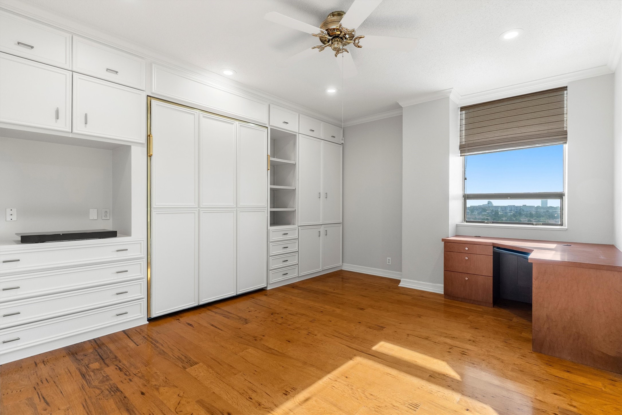6335 W Northwest Highway Dallas TX 75225