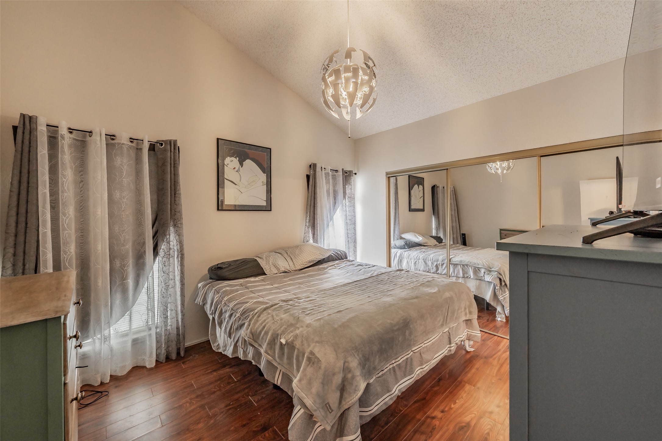 17490 Meandering Way Dallas TX 75252
