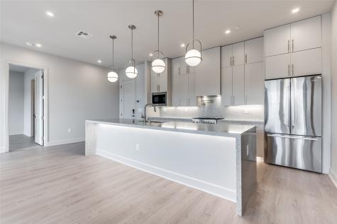 1900 S Ervay Street Dallas TX 75215