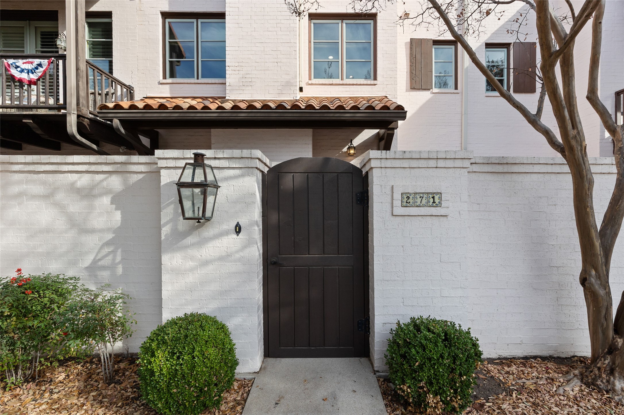 271 Casa Blanca Avenue Fort Worth TX 76107