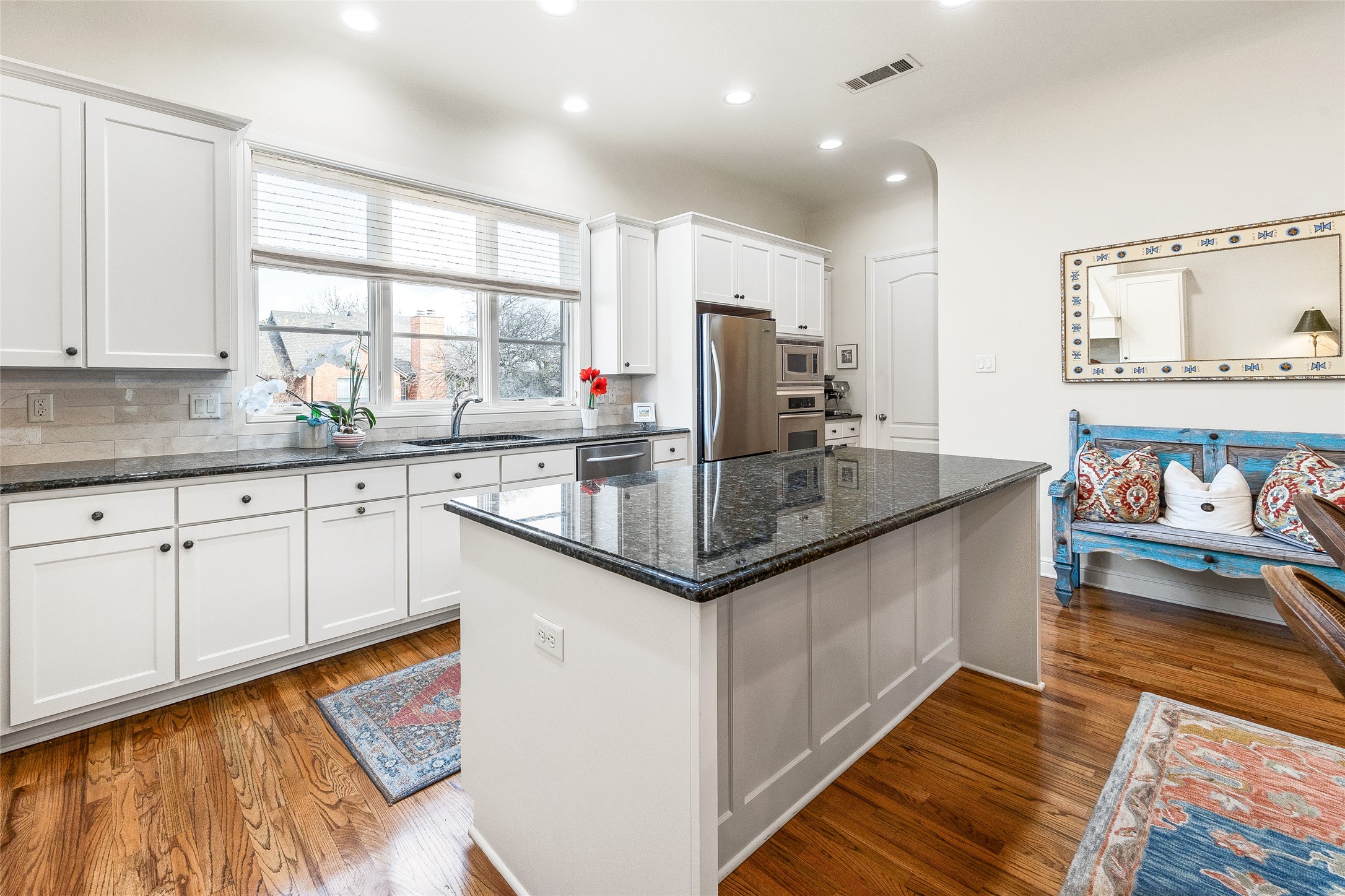271 Casa Blanca Avenue Fort Worth TX 76107