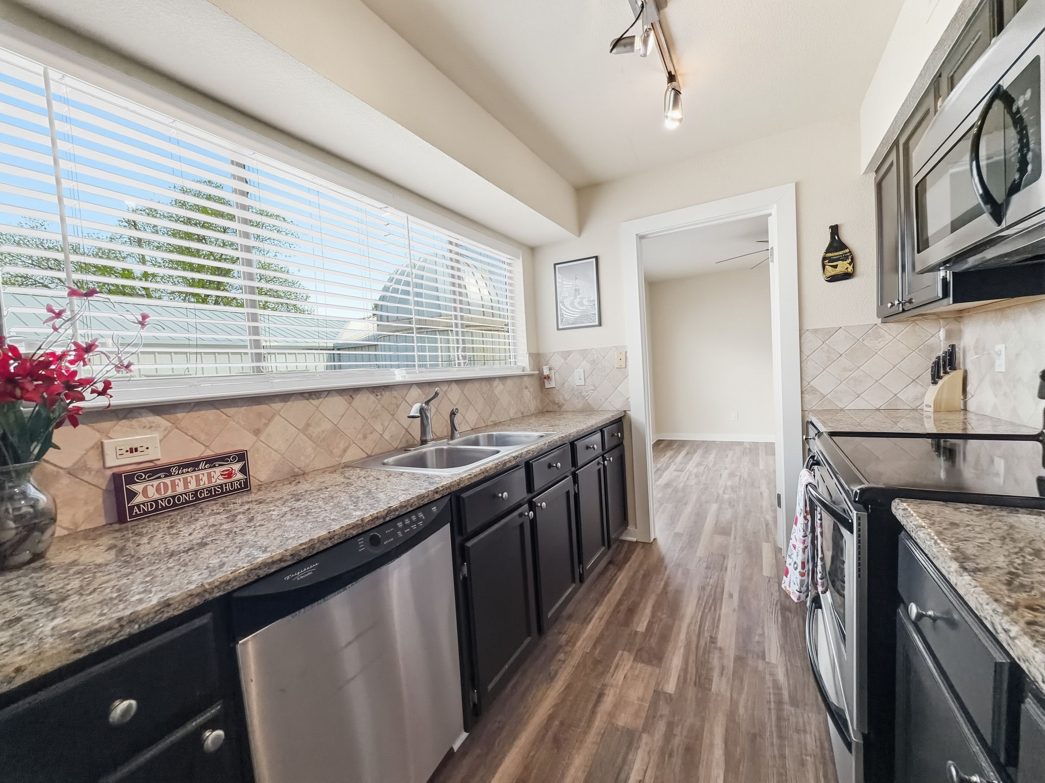 4402 Holland Avenue Dallas TX 75219