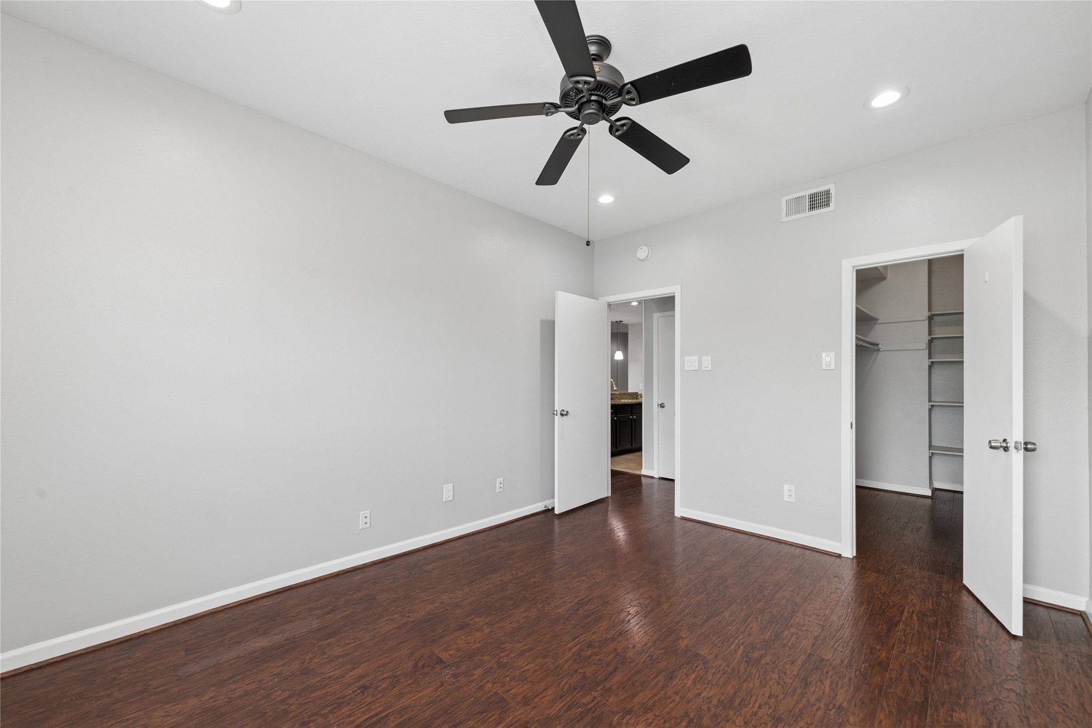 8601 Park Lane Dallas TX 75231