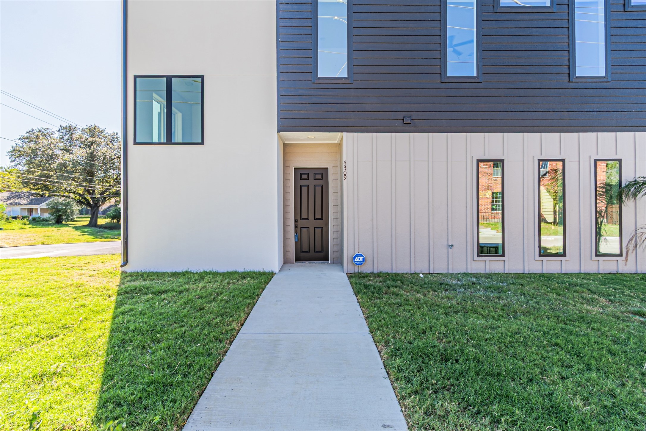 4309 Sylvester Street Dallas TX 75219