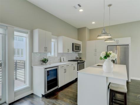 4941 Hornsby Place Dallas TX 75204