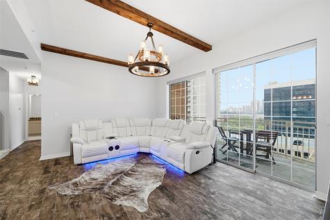 3225 Turtle Creek Boulevard Dallas TX 75219