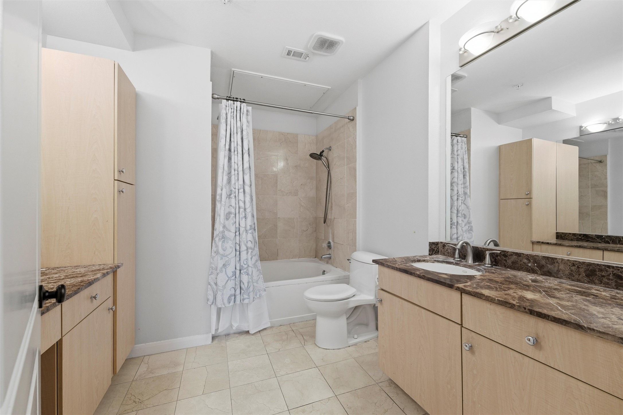 3225 Turtle Creek Boulevard Dallas TX 75219
