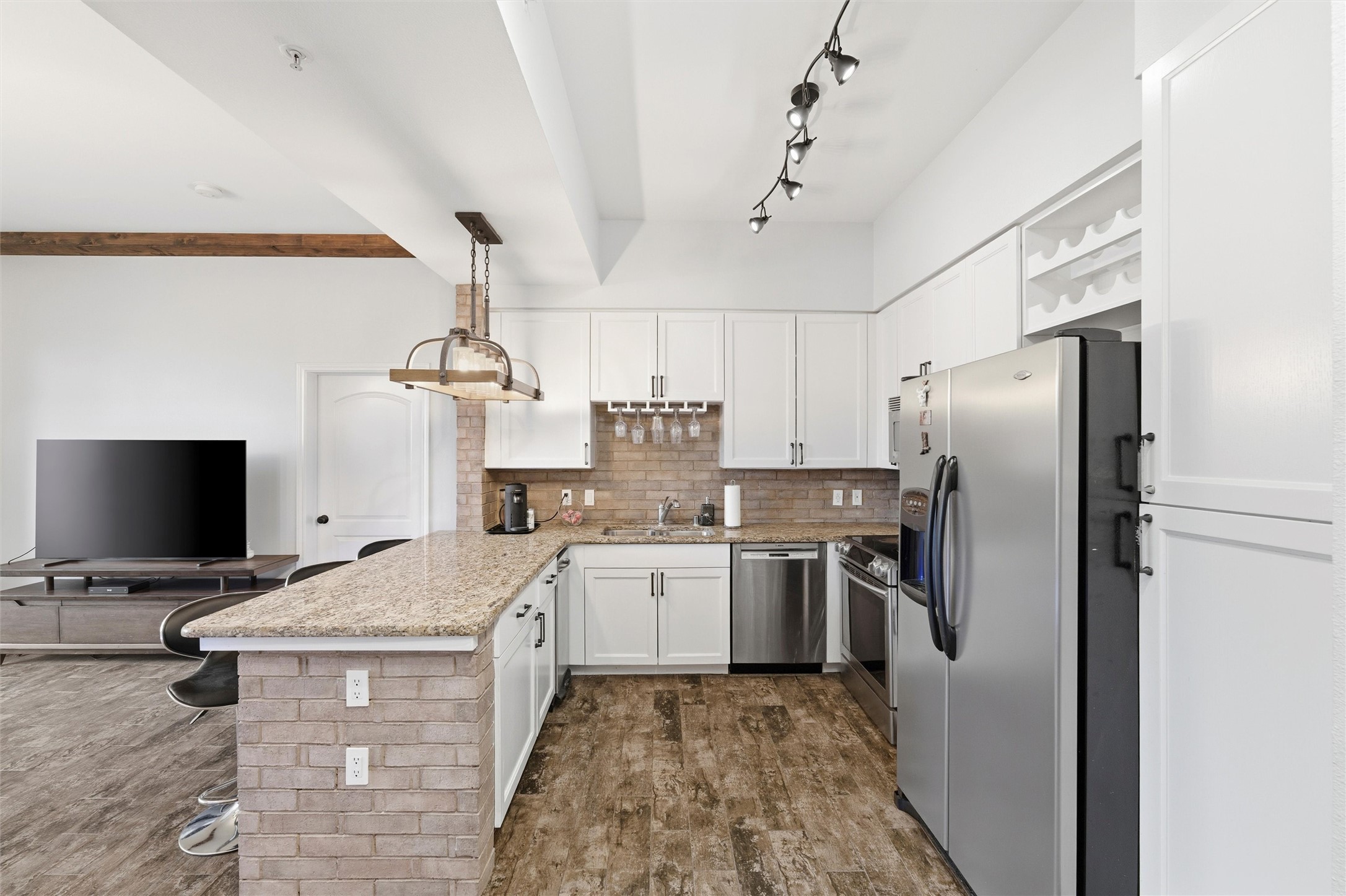3225 Turtle Creek Boulevard Dallas TX 75219